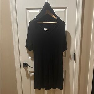 Lou & Grey Black Midi Dress